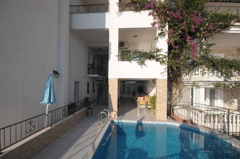 Apartments Leut Sveti Stefan Bagian luar foto