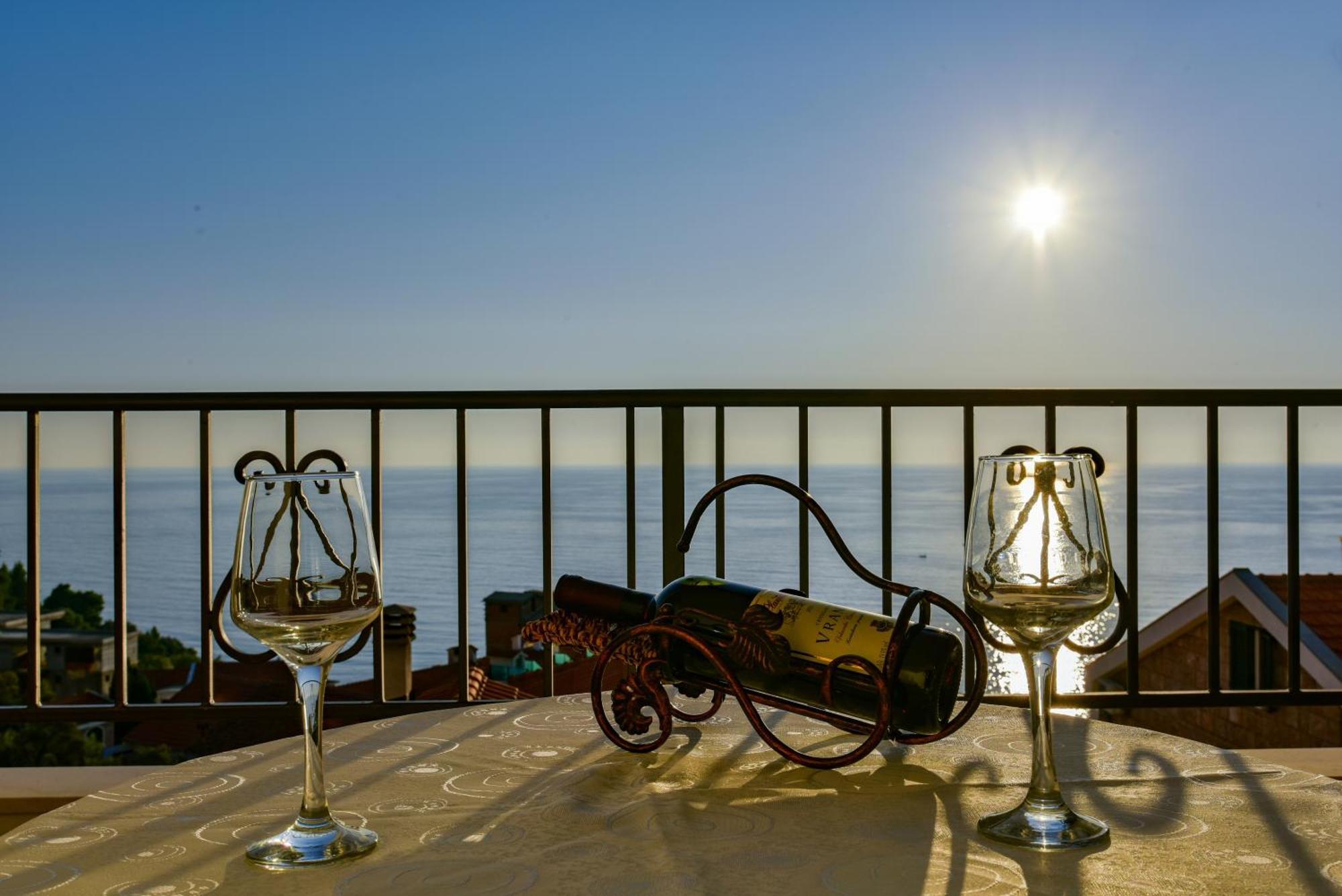 Apartments Leut Sveti Stefan Ruang foto