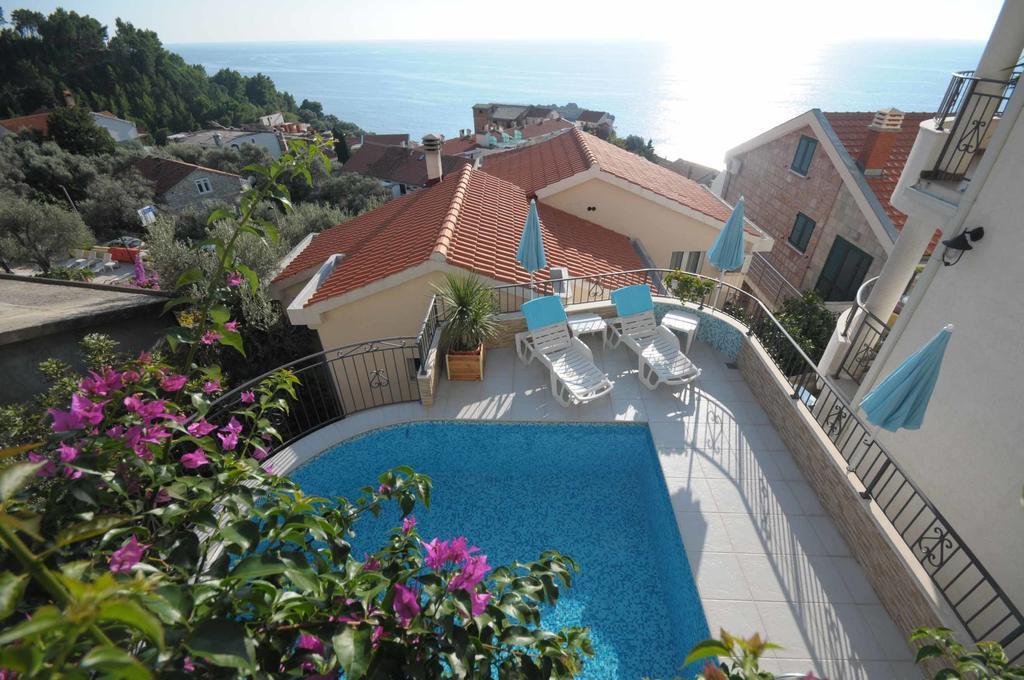 Apartments Leut Sveti Stefan Bagian luar foto