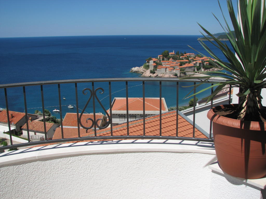 Apartments Leut Sveti Stefan Ruang foto